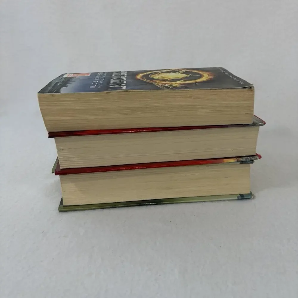 Divergent Series Hardcover Set By Veronica Roth 3 Books 1 Jacket Missing - Picture 8 of 8